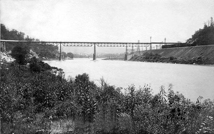 Dinky Bridge, Huntingdon County