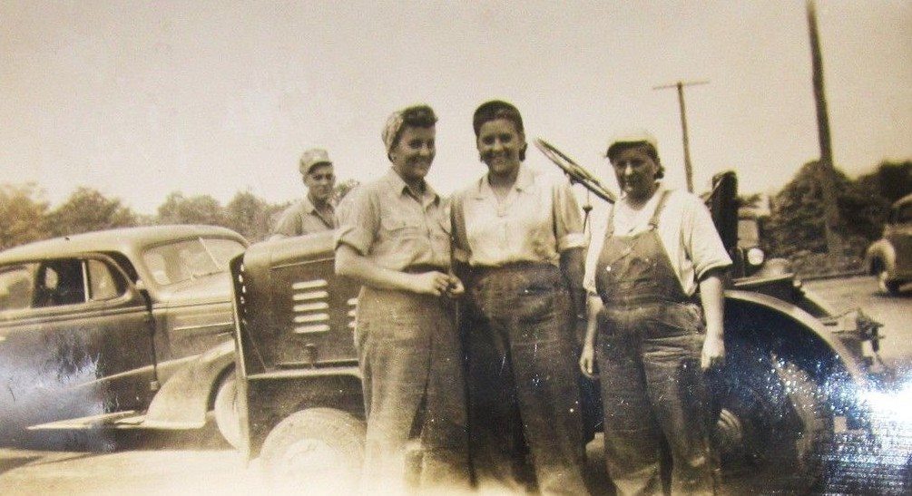 Harbison-Walker refractory workers, 1945