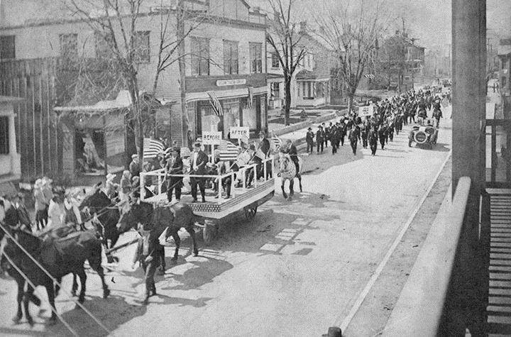 Parade, 1920s