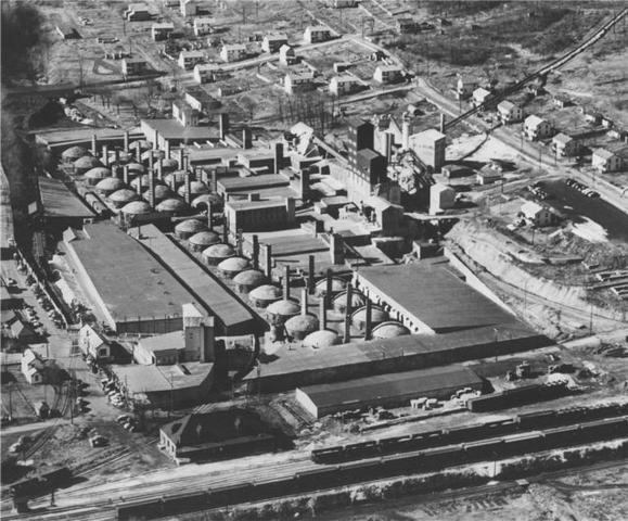 Aerial view, Harbison-Walker plant &mdash; see Bricktown USA
